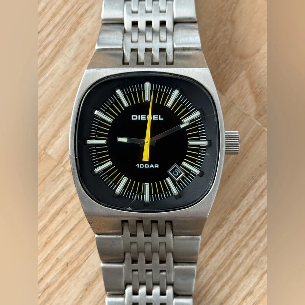 Diesel Rare Rectangular Dial Watch Black Dial Stainless Bracelet Case Date